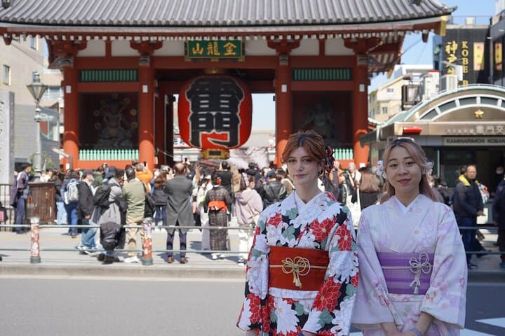 Gourmet & Sightseeing Tour with Photoshoot in Asakusa, Tokyo — photo 3