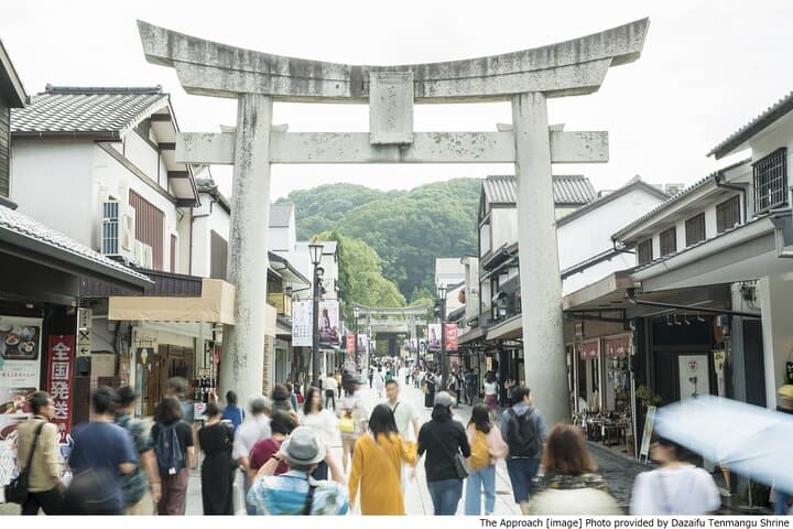 Dazaifu Shrine and Yanagawa River Cruise 1 Day Tour from Fukuoka — photo 6