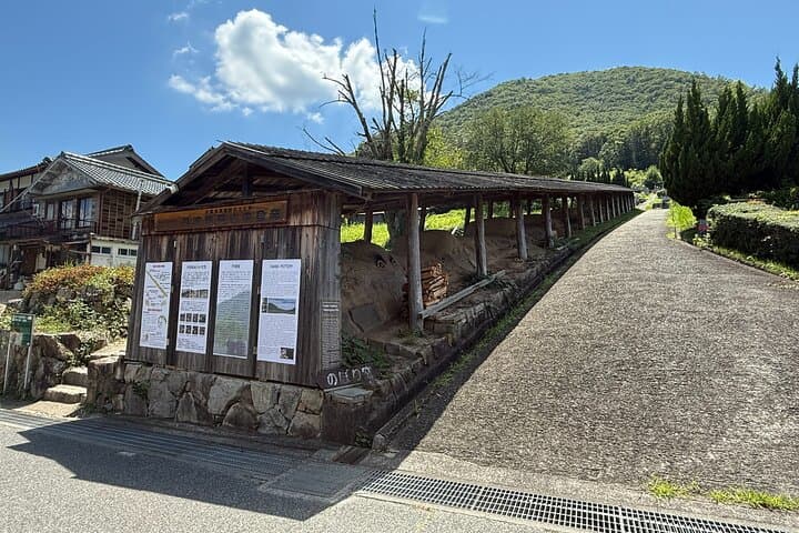 Tamba-yaki Pottery Kiln Tour with English Guide — photo 10