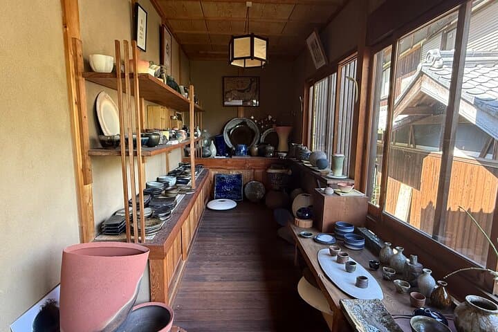 Tamba-yaki Pottery Kiln Tour with English Guide — photo 6