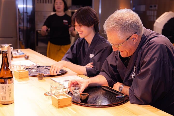 Japanese Sake Tasting & Wagyu Sukiyaki Cooking Class in Tokyo — photo 8