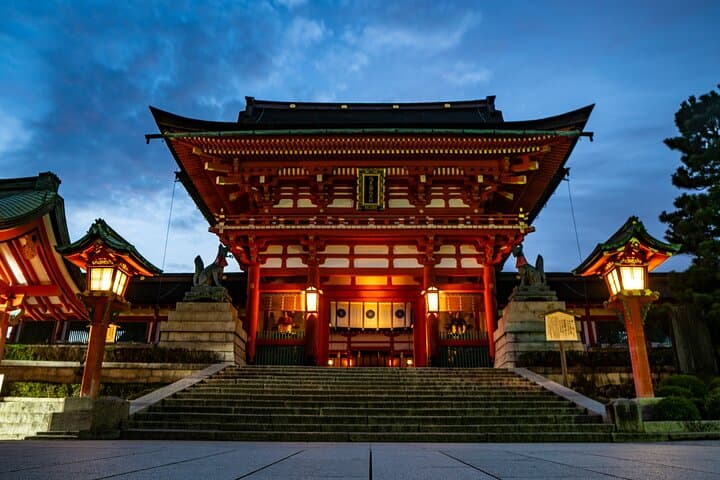 Crowd-Free Kyoto: Fushimi Inari, Nijo Castle & Kinkaku-ji — photo 16