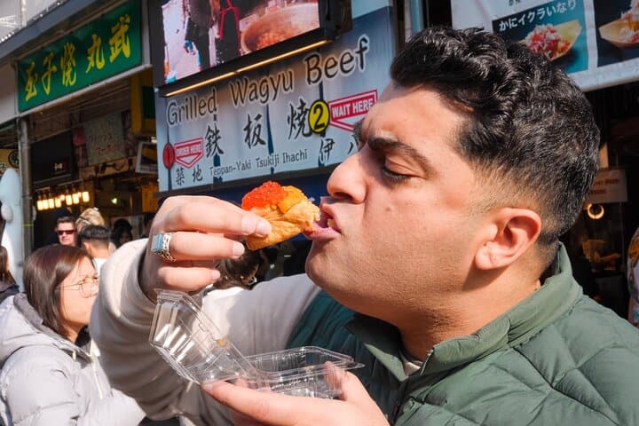 Tokyo Tsukiji Fish Market Food & Culture Walking Tour — photo 4