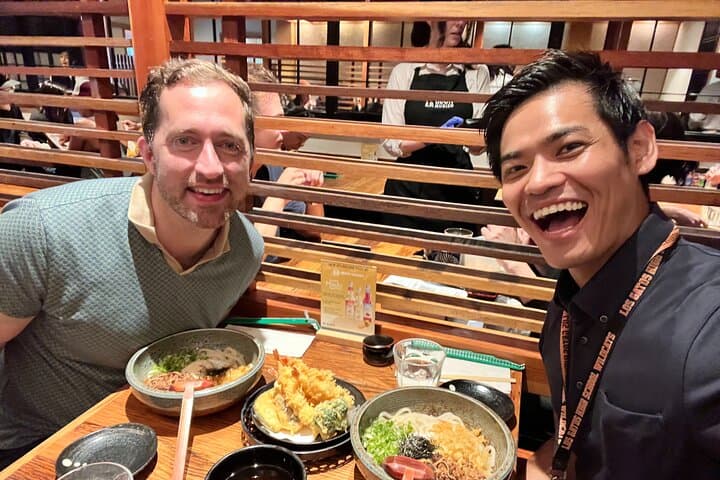 Shinjuku: Private Bar Hopping — photo 8