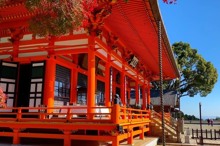 Osaka: Katsuo-ji Temple with Hundreds of Daruma Figures — photo 9