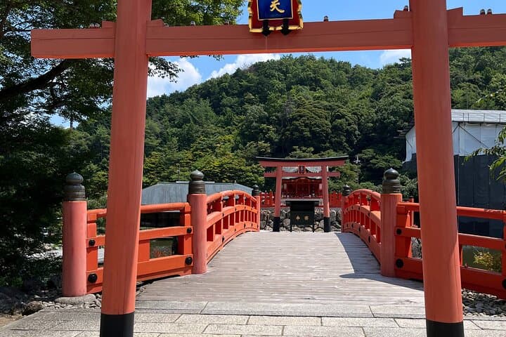 Osaka: Katsuo-ji Temple with Hundreds of Daruma Figures — photo 20