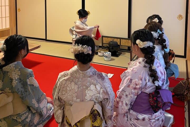 Kimono Rental and Tea Ceremony Experience in Inuyama — photo 4