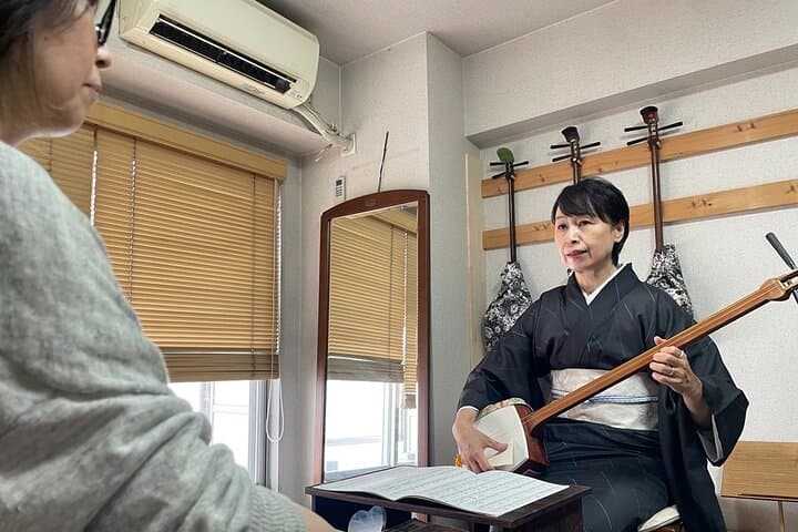 Authentic Shamisen Experience in Tokyo — photo 1