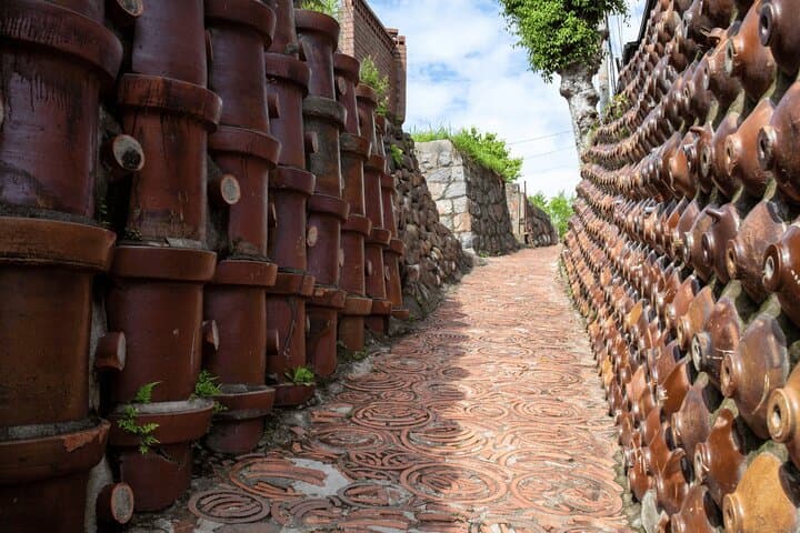 Tokoname Pottery and Teapots Studio Visit and Town Tour — photo 14