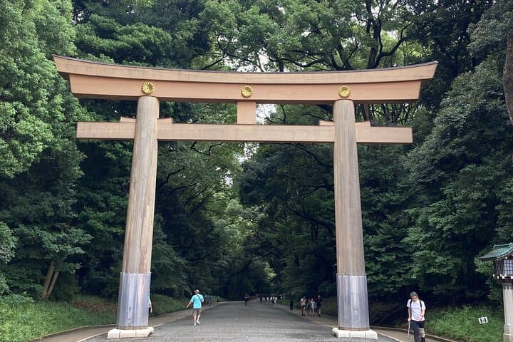 VIP autorizado en Santuario Meiji con acceso a misa sagrada — photo 2