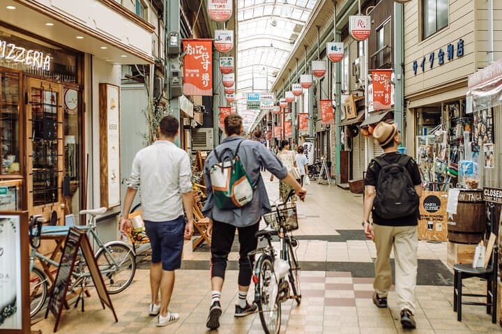 Osaka Shopping Experience with a Local – Private & Personalized — photo 4