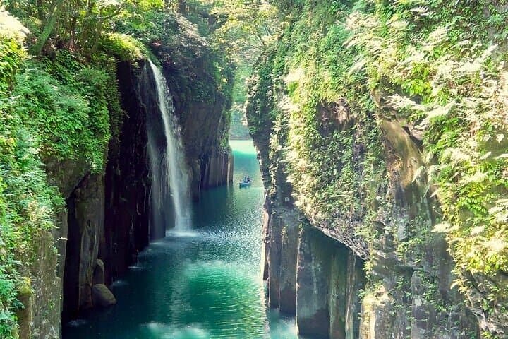 Takachiho Gorge, Mt Aso, Kamishikimi Shrine Day Tour From Fukuoka — photo 4