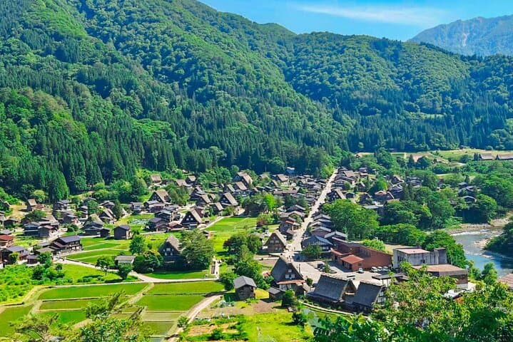 Nagoya Shirakawago and Takayama One Day Tour — photo 8