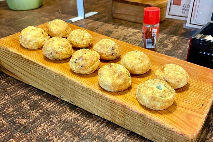 Kobe: 1.5-Hour Local Street Food Guided Tour - Nankinmachi — photo 7