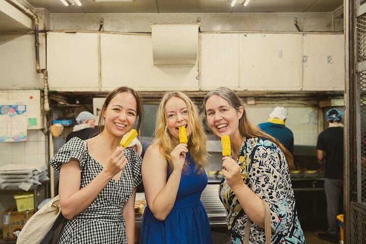 Tsukiji Fish Market Food and Walking Tour Experience — photo 16