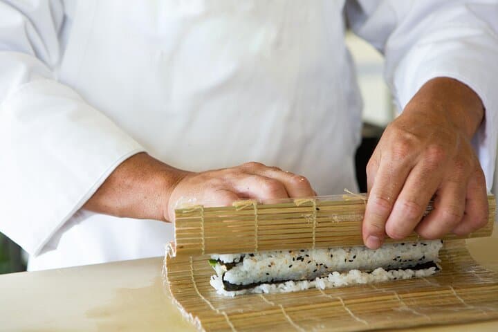 Craft Sushi and Matcha Ice Cream in Central Osaka (3-Course Meal) — photo 7