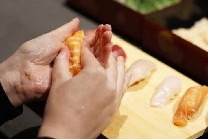 Samurai Sushi Wonderland of Asakusa Culture Food Entertainment — photo 3