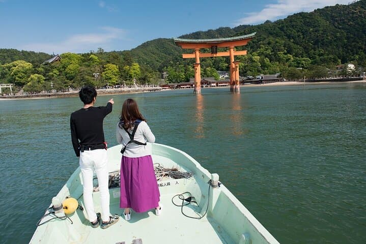 Miyajima Guided Tour and Fresh Oyster Farm Tour — photo 3