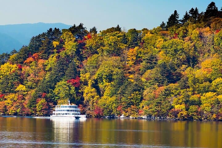 Lake Towada Cruise and Oirase Gorge Drive with Hakkoda Ropeway — photo 7