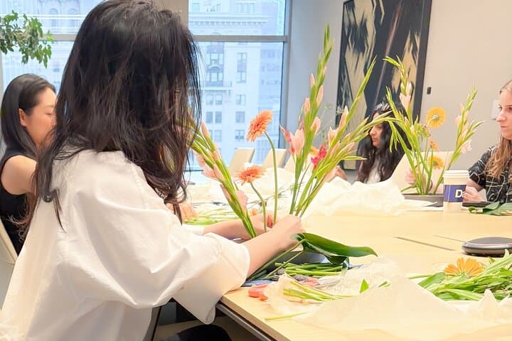Ikebana Floral Design Workshop in Kyoto — photo 7