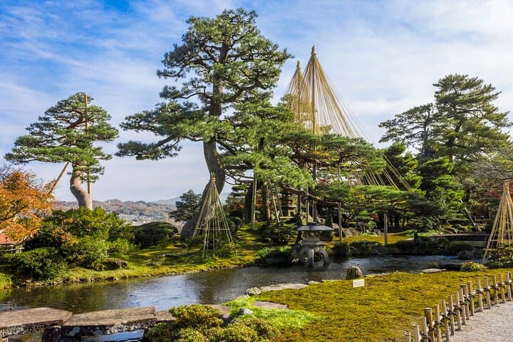 Private Shore Tour Half Day of Kanazawa Highlights
