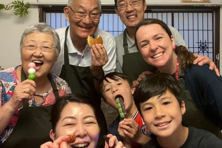 Mochi・Matcha sweets Making Class Near Shibuya at private house — photo 13