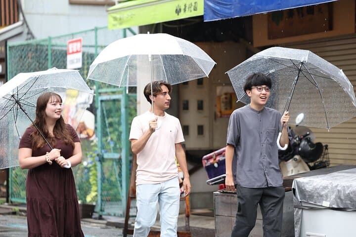 Tokyo: Private Ueno Highlights & Local Gem Walking Tour — photo 4