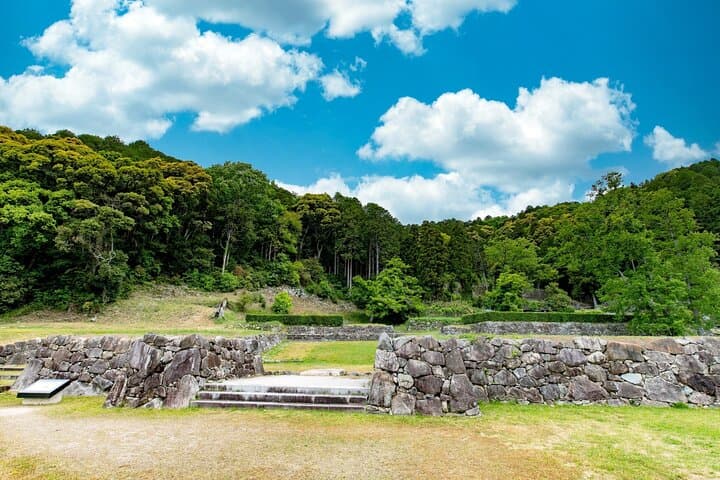 Shiga: Guided Tour of Oda Nobunaga’s Azuchi Castle Legacy” — photo 7