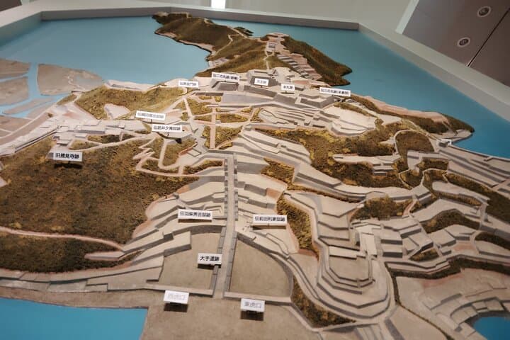 Shiga: Guided Tour of Oda Nobunaga’s Azuchi Castle Legacy” — photo 8