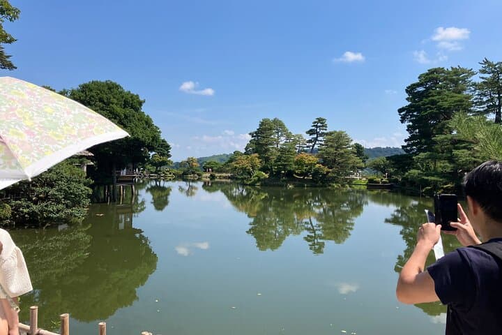 Kenrokuen Garden & Kanazawa Castle Walking Tour — photo 19