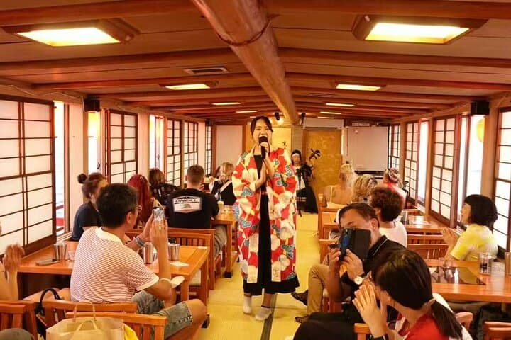 Tokyo Cherry Blossom Cruise: Sukiyaki/Tea ceremony&Shamisen — photo 13