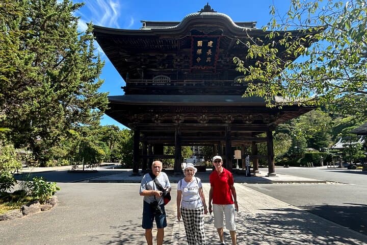 Shuttle Van Kamakura Tour to-and-from Tokyo, Yokohama and Narita — photo 6