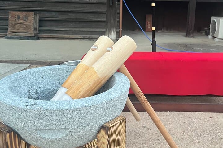 Takayama Mochi Making Experience in a Buddhist Temple — photo 6