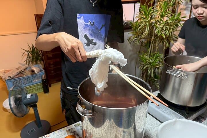 Hot Spring Dyeing Workshop in Beppu — photo 9