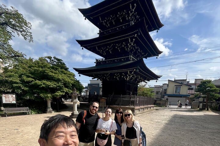 Roam Takayama - 'Pay as you Wish' Walking Tour — photo 7