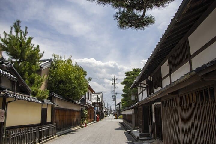 Shiga: Omi-Hachiman Heritage Tour with Optional Omi Beef — photo 17