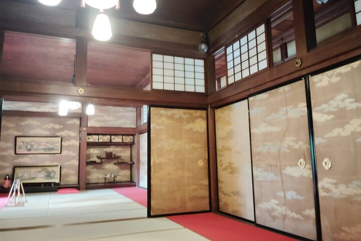 Shiga: Omi-Hachiman Heritage Tour with Optional Omi Beef — photo 14