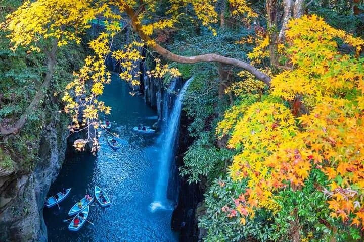 Takachiho Gorge & Shirakawa Suigen Day Tour with Lunch | Fukuoka — photo 2