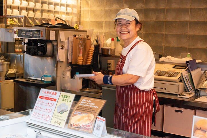 Kyoto Food Tour of 10 Tastings with Wagyu, Mochi & More Surprises — photo 13