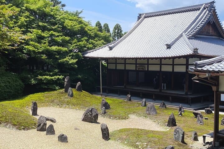 Kyoto Off The Beaten Path: Hidden Zen Garden & Magical Shrine — photo 9