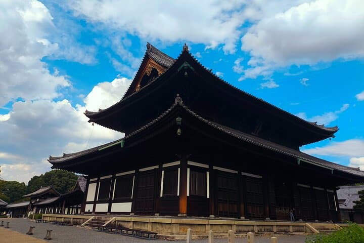 Kyoto Off The Beaten Path: Hidden Zen Garden & Magical Shrine — photo 13