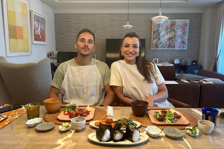 Authentic Japanese Cooking Class DE with a Local in Tokyo — photo 9