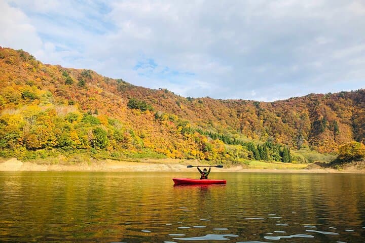 Private Lake Shirakawa Canoe Adventure — photo 2
