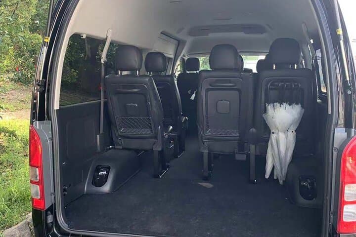 Osaka private transfer for Kansai Airport (KIX) — photo 7