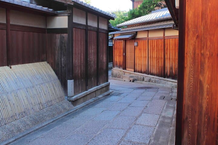1 day Kyoto Timeless Beauty Tour Temples and Geisha District — photo 3