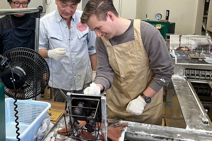 Make Your Own Japanese Sofubi Vinyl Toy in a Real Tokyo Factory — photo 3