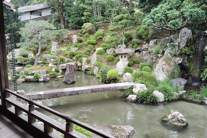 Shiga: Sakamoto Walking Tour of Stone Walls Faith and History — photo 14
