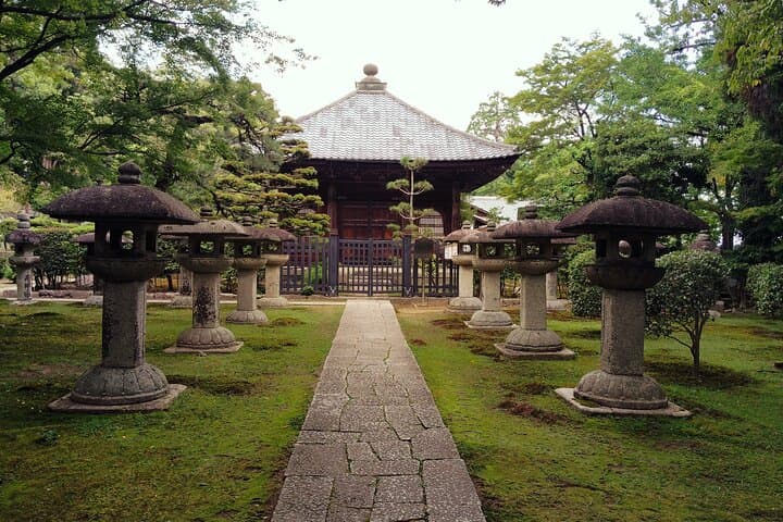Shiga: Sakamoto Walking Tour of Stone Walls Faith and History — photo 2