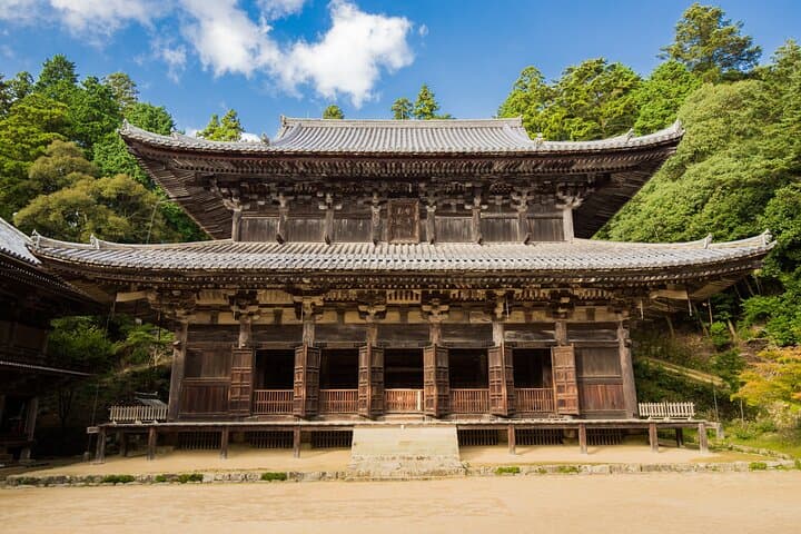 Himeji Tour with World Heritage Castle and Last Samurai Temple — photo 6