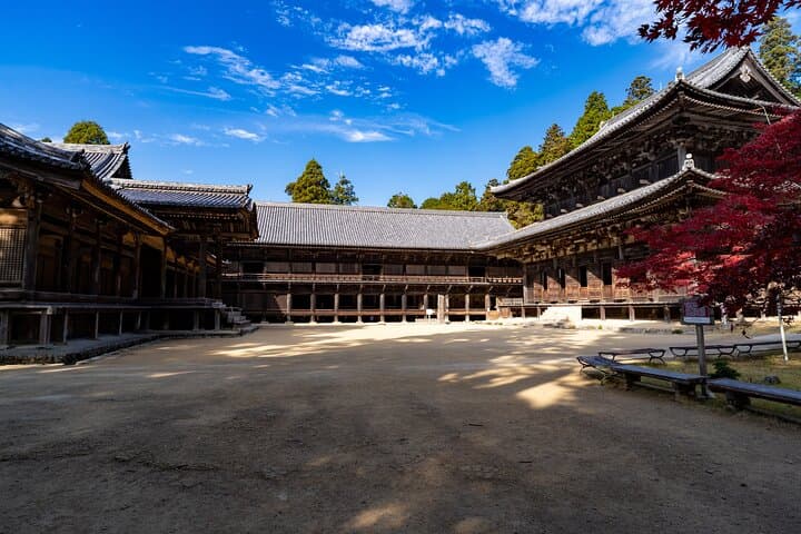 Himeji Tour with World Heritage Castle and Last Samurai Temple — photo 7